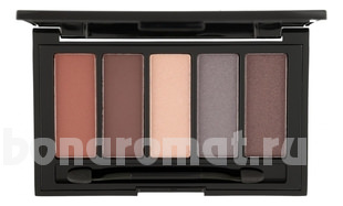     Intriga Multi Color Eyeshadow Palette 7,5