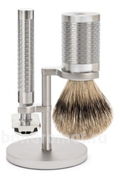  Rocca (     Silvertip,  +  -  losed omb,  + )