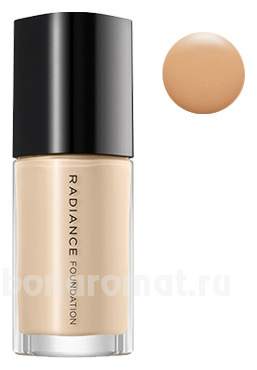   Radiance Foundation SPF20 PA