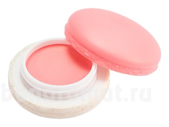     Macaron Cream Filling Cheek