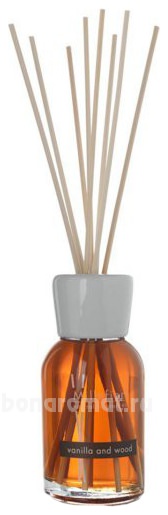      Natural Vanilla & Wood