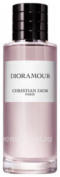 Dioramour