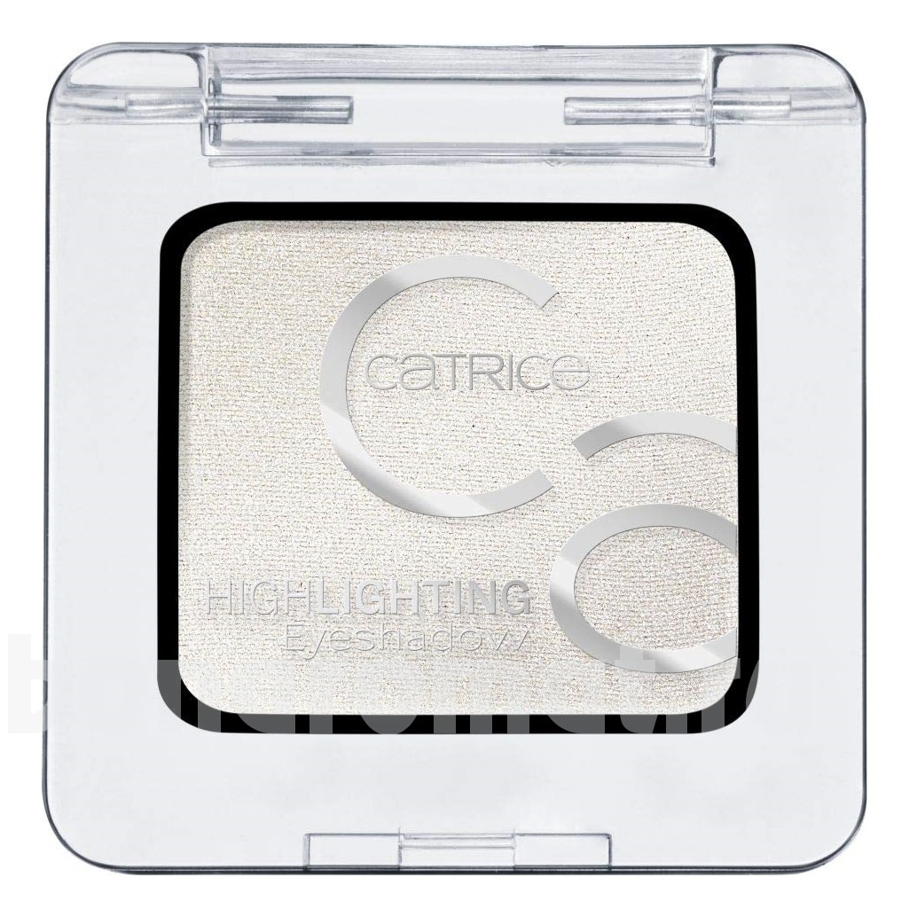    Highlighting Eyeshadow