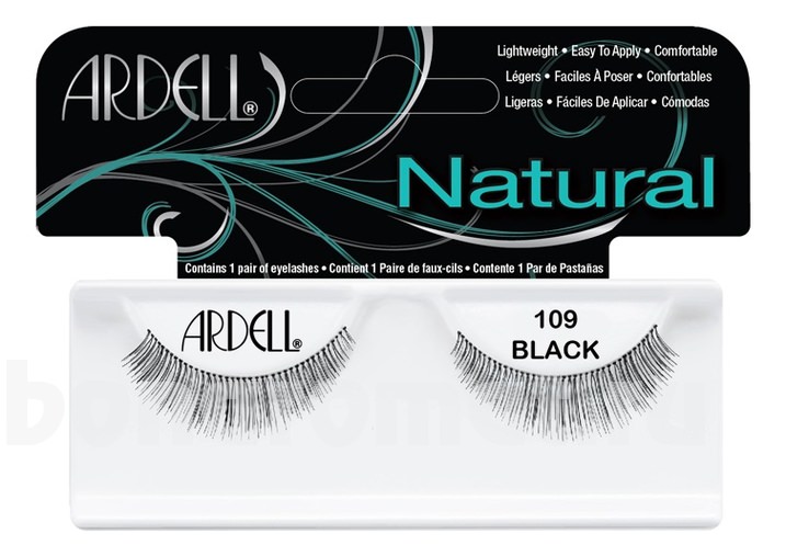  Natural Lashes