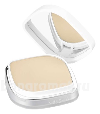   Signature Science Blanc Pact SPF50 PA 9,5